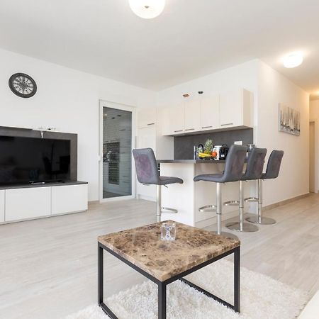 Apartments Tony Mali Losinj Ngoại thất bức ảnh