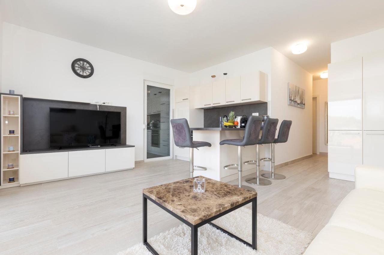 Apartments Tony Mali Losinj Ngoại thất bức ảnh
