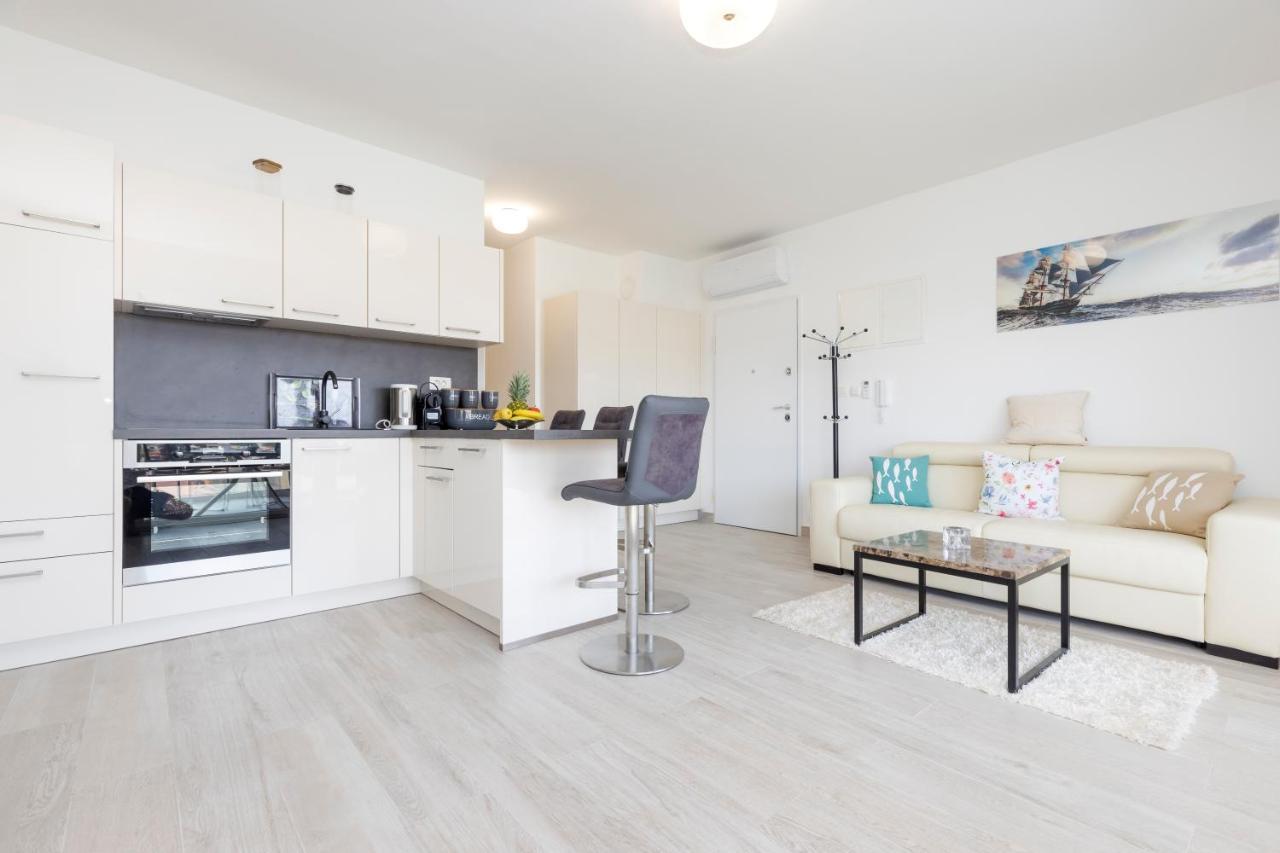 Apartments Tony Mali Losinj Ngoại thất bức ảnh