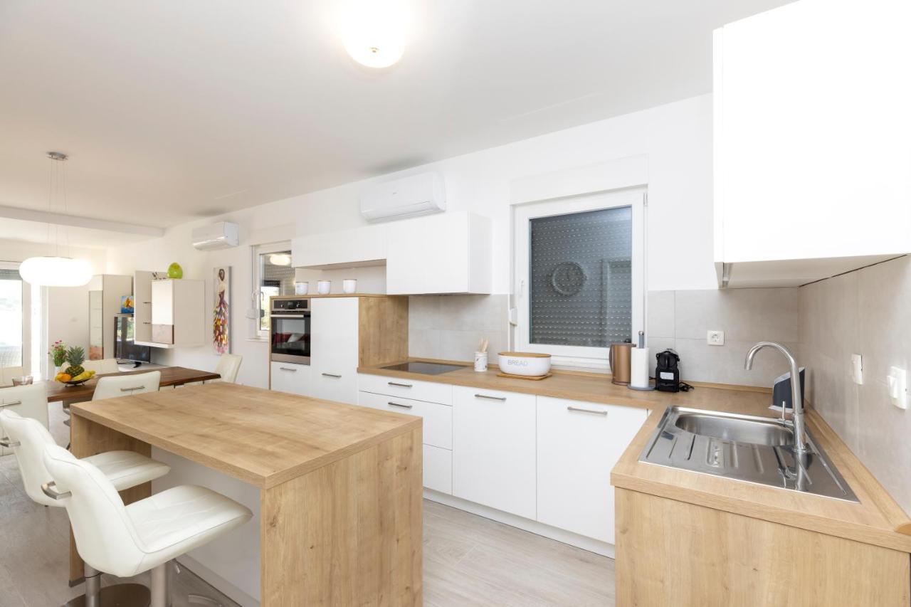 Apartments Tony Mali Losinj Ngoại thất bức ảnh