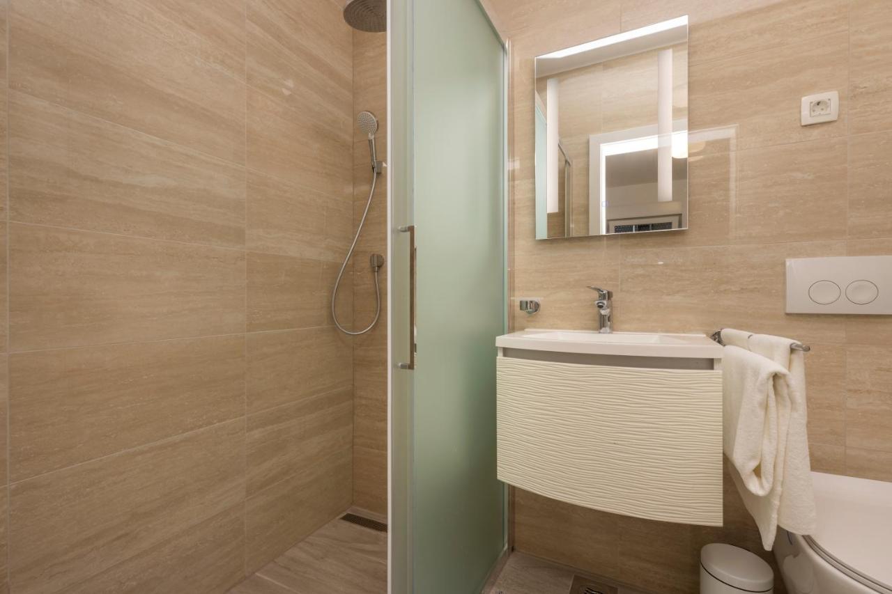 Apartments Tony Mali Losinj Ngoại thất bức ảnh